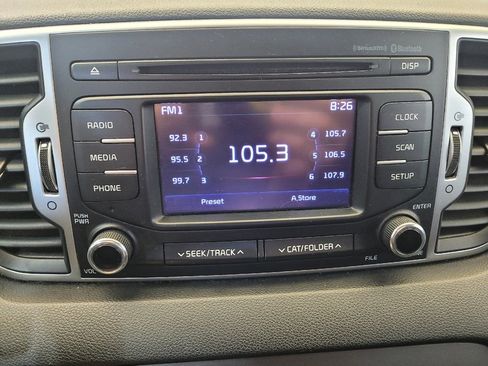 Used 2018 Kia Sportage LX FWD image 25