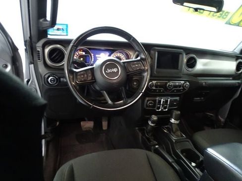 Used 2020 Jeep Gladiator Sport w/ Quick Order Package 24S AWD/4WD image 5