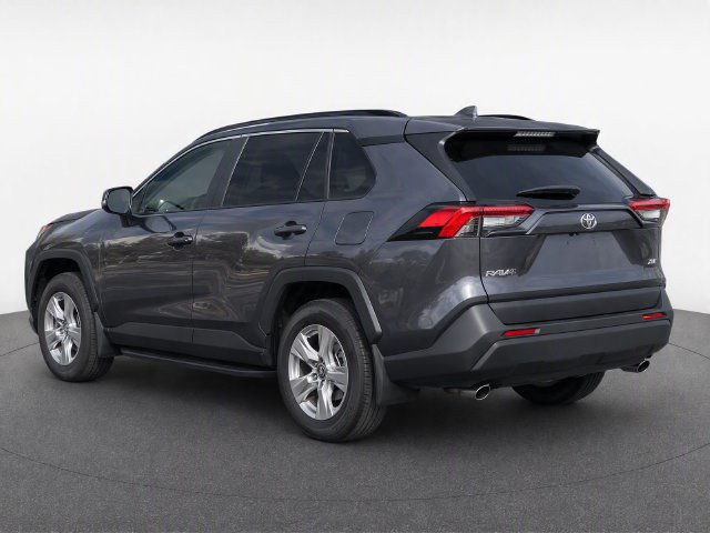 Used 2024 Toyota RAV4 XLE w/ Convenience Package FWD image 3
