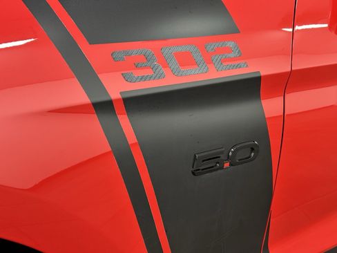 Used 2021 Ford Mustang GT Premium w/ GT Performance Package image 3