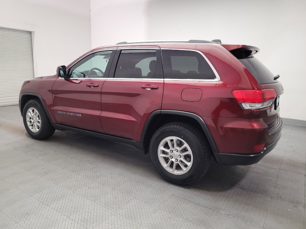 Used 2019 Jeep Grand Cherokee Laredo RWD image 3