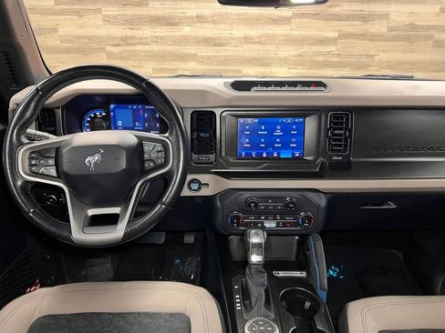 Used 2022 Ford Bronco Wildtrak AWD/4WD image 2
