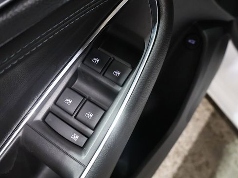 Used 2017 Chevrolet Cruze Premier image 14