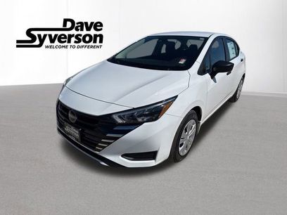 New 2025 Nissan Versa S w/ Trunk Package