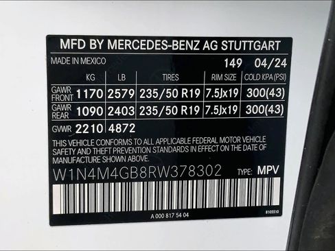 Used 2024 Mercedes-Benz GLB 250 image 36