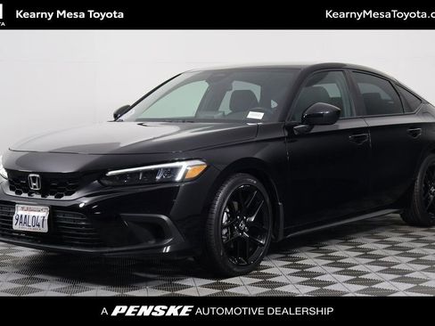 Used 2022 Honda Civic Sport image 1