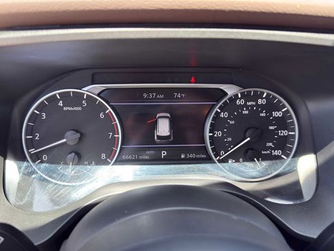 Used 2023 Nissan Rogue S AWD/4WD image 25