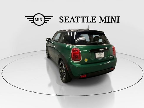 Used 2024 MINI Cooper SE FWD image 9