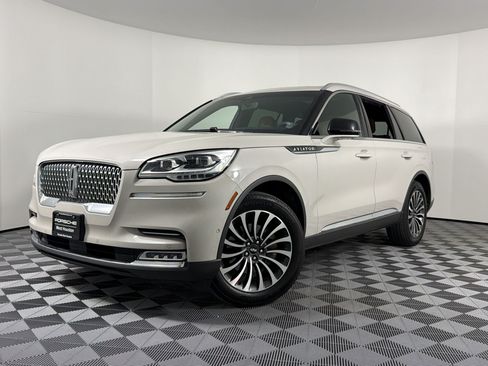 Used 2022 Lincoln Aviator Reserve w/ Equipment Group 201A AWD/4WD image 1