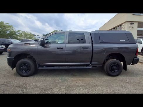Used 2025 RAM 2500 Tradesman AWD/4WD image 5