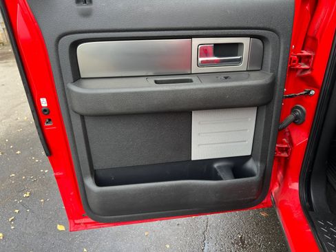 Used 2014 Ford F150 FX4 w/ Equipment Group 402A Luxury image 28