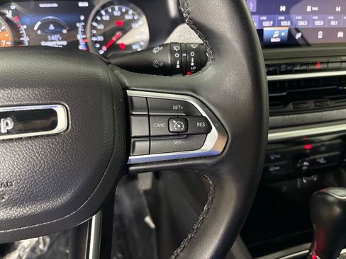 Used 2024 Jeep Compass Latitude image 21