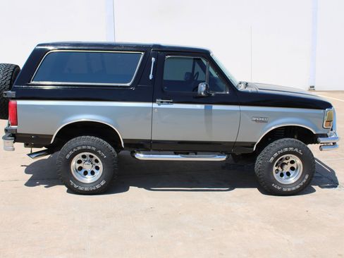 Used 1993 Ford Bronco AWD/4WD image 28