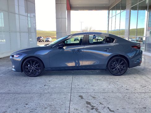 Used 2025 MAZDA MAZDA3 s image 5