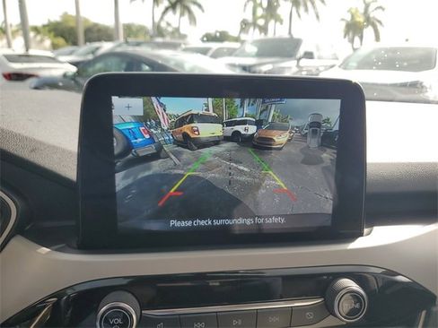 Used 2020 Ford Escape SEL image 30