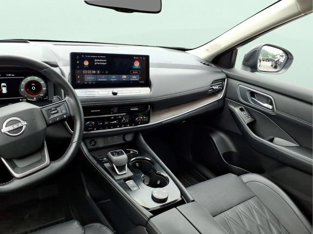 Used 2025 Nissan Rogue Platinum w/ Platinum Premium Package AWD/4WD image 18