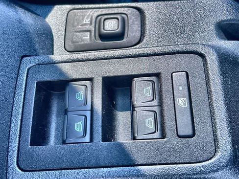 Used 2023 Ford Bronco 4-Door AWD/4WD image 33