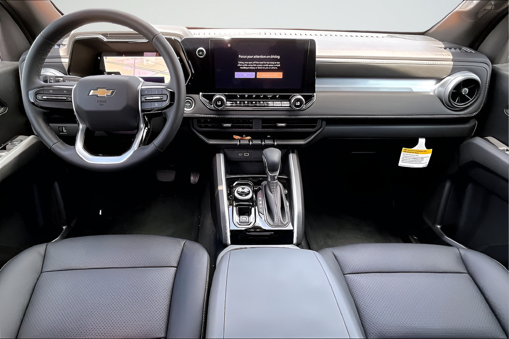 New 2025 Chevrolet Colorado LT AWD/4WD image 6