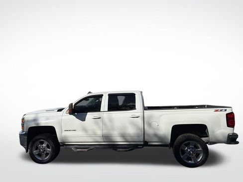 Used 2017 Chevrolet Silverado 2500 LT w/ LT Fleet Convenience Package image 8