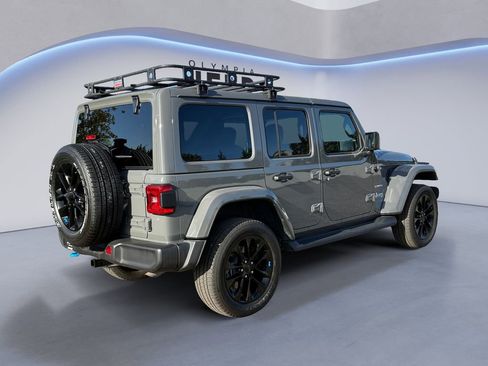 Used 2022 Jeep Wrangler Unlimited Sahara 4xe image 6