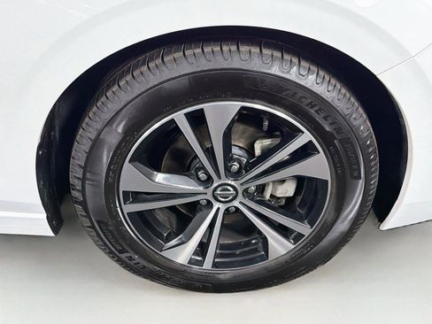 Used 2022 Nissan Sentra SV FWD image 34