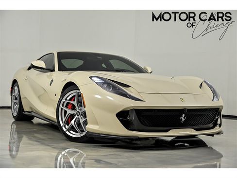 Used 2019 Ferrari 812 Superfast RWD image 1