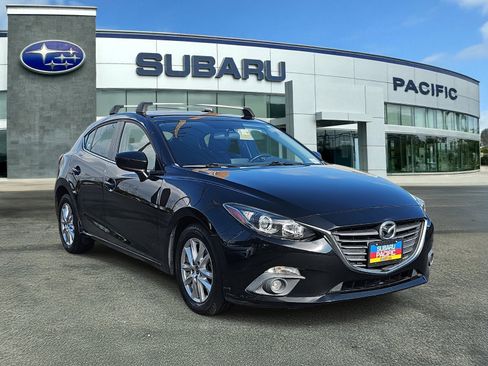 Used 2015 MAZDA MAZDA3 i Touring image 1