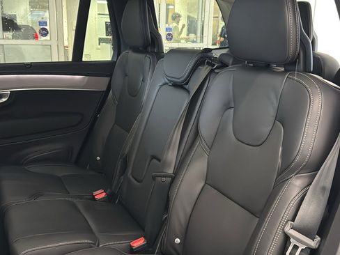 New 2026 Volvo XC90 T8 Ultra w/ Protection Package AWD/4WD image 26