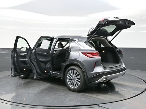 Used 2025 INFINITI QX50 Luxe image 32
