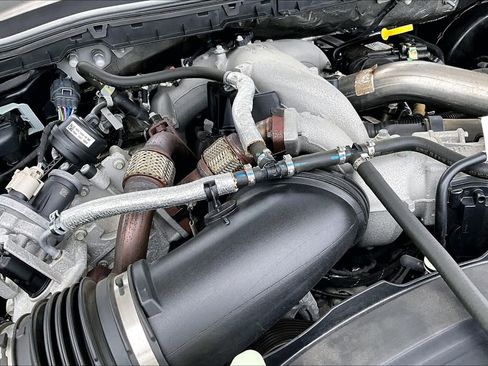 Used 2021 Ford F250 Lariat w/ Tremor Off-Road Package AWD/4WD image 31