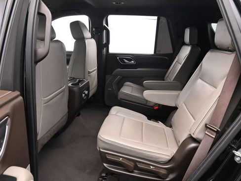 Used 2021 GMC Yukon SLT RWD image 14