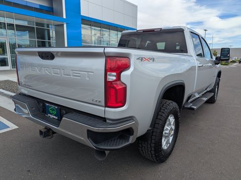 Used 2022 Chevrolet Silverado 3500 LTZ AWD/4WD image 33