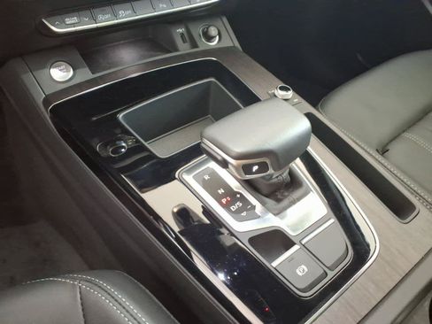 Certified 2023 Audi Q5 2.0T Premium w/ Convenience Package AWD/4WD image 13