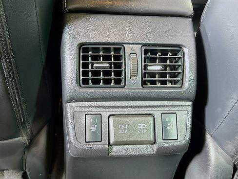 Used 2019 Subaru Outback 3.6R Limited AWD/4WD image 26