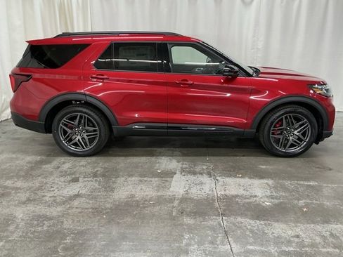 New 2026 Ford Explorer ST image 2