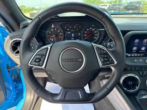 Used 2022 Chevrolet Camaro LT w/ Technology Package RWD image 15