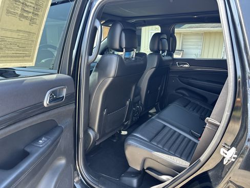 Used 2019 Jeep Grand Cherokee Limited X AWD/4WD image 16