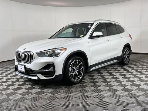 Used 2022 BMW X1 xDrive28i w/ Convenience Package AWD/4WD image 12