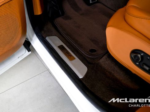 Used 2023 Aston Martin DBX 707 image 17