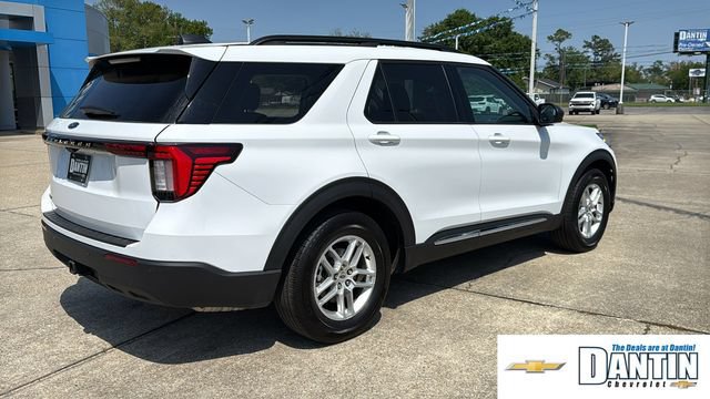 Used 2025 Ford Explorer Active RWD image 29