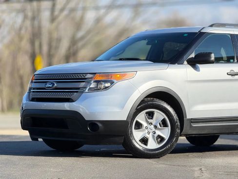 Used 2013 Ford Explorer Limited image 2