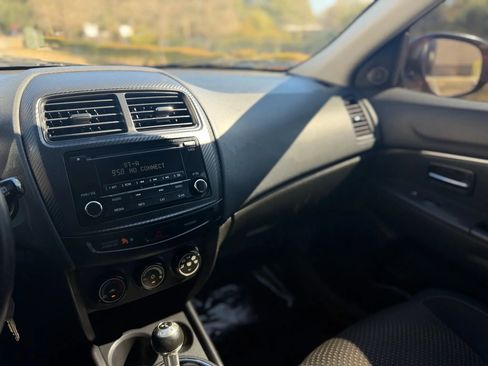 Used 2016 Mitsubishi Outlander Sport ES image 21