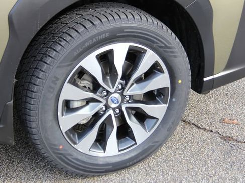 Certified 2023 Subaru Outback Limited image 13