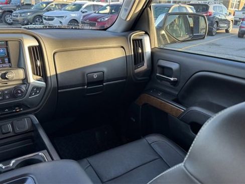 Used 2017 Chevrolet Silverado 1500 LTZ w/ Sport Package image 17