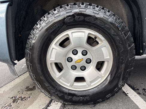 Used 2010 Chevrolet Silverado 1500 LT w/ Power Pack Plus image 11