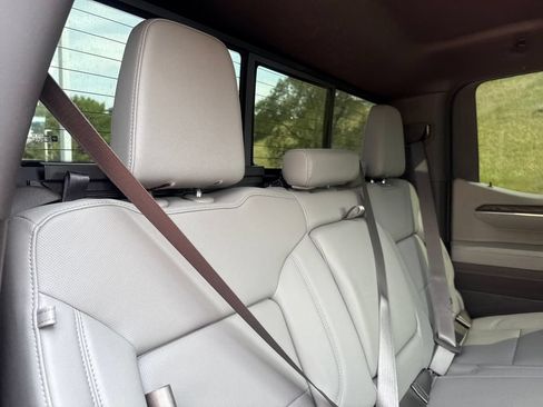 Used 2025 GMC Sierra 1500 SLT w/ SLT Convenience Package AWD/4WD image 26