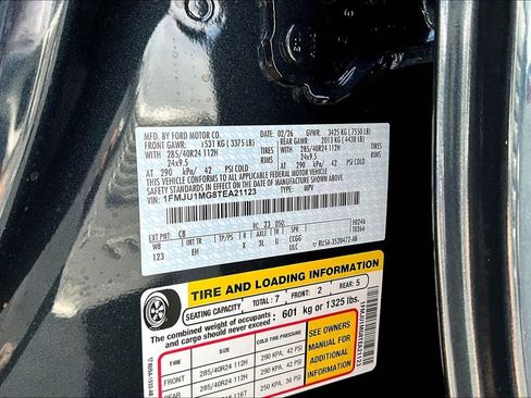 New 2026 Ford Expedition Platinum w/ Stealth Performance Package image 8