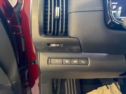 New 2026 Nissan Pathfinder Platinum image 19