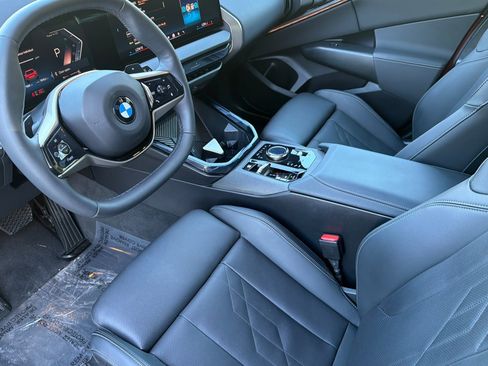 Used 2025 BMW X3 xDrive30i w/ Premium Package AWD/4WD image 11
