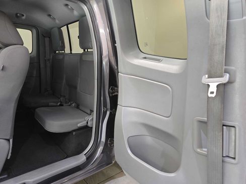 Used 2012 Toyota Tacoma 2WD Access Cab w/ SR5 Pkg image 22